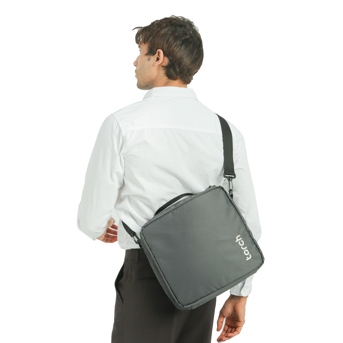 Aksa Light Travel Sling Bag